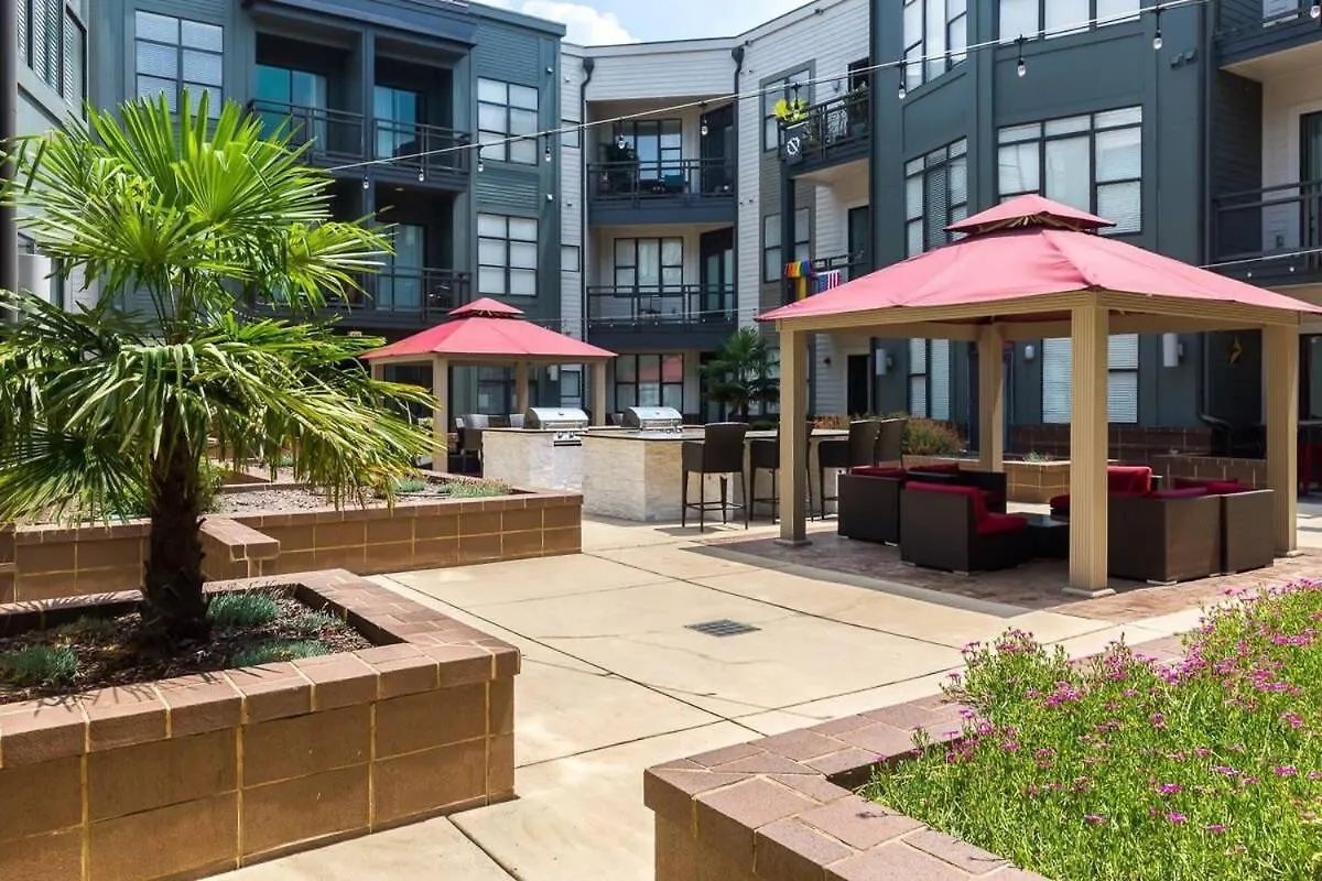 Appartement Spacious 2Bd With Private Balcony And Free Parking Charlotte