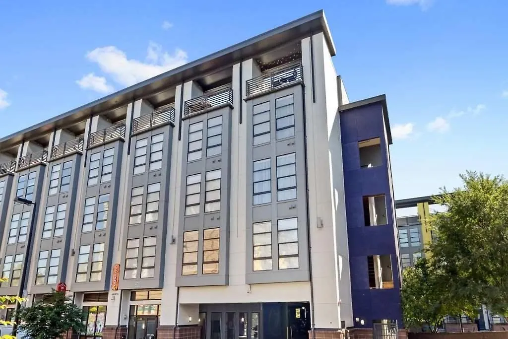 Spacious 2Bd With Private Balcony And Free Parking Charlotte Appartement