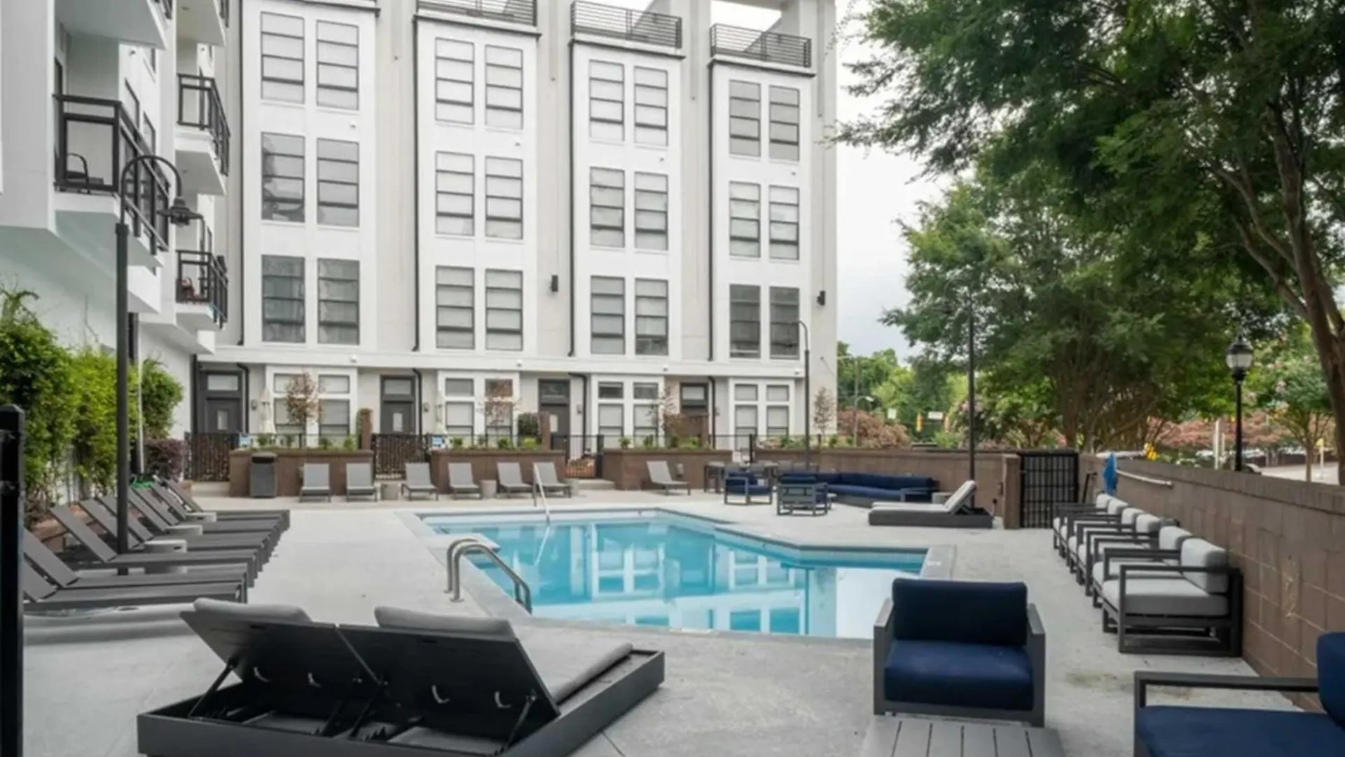Spacious 2Bd With Private Balcony And Free Parking Charlotte